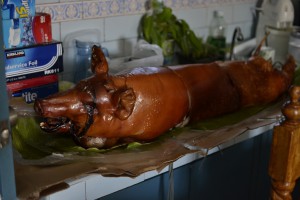 Ein Spanferkel zum Weihnachtsfest